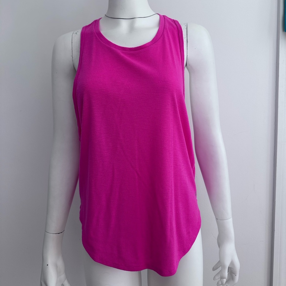 Woman's Gap Fit Flaming Ribbed Tank Top Shirt Size Small S